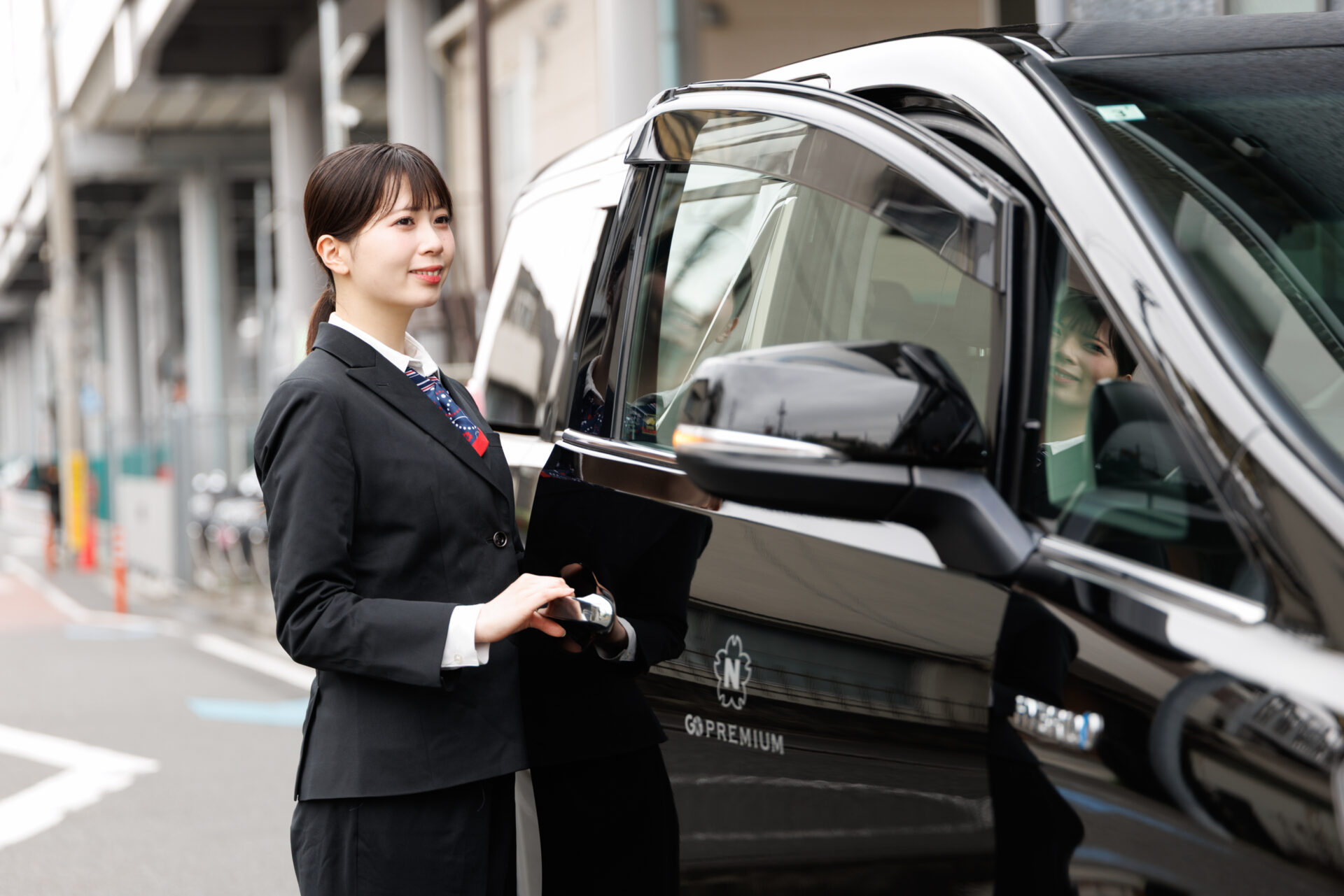 日交ひかり株式会社 アイチャッチ